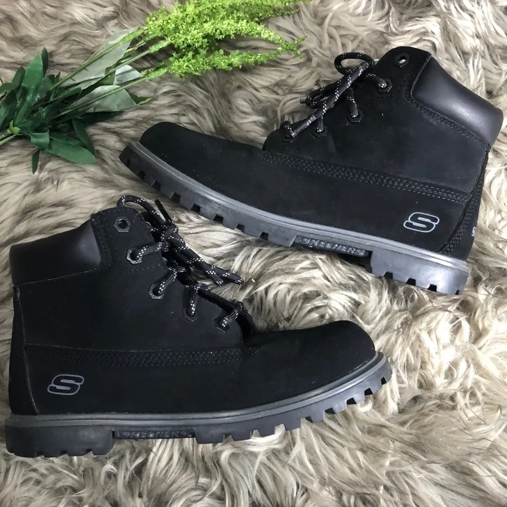 SKECHERS Boots